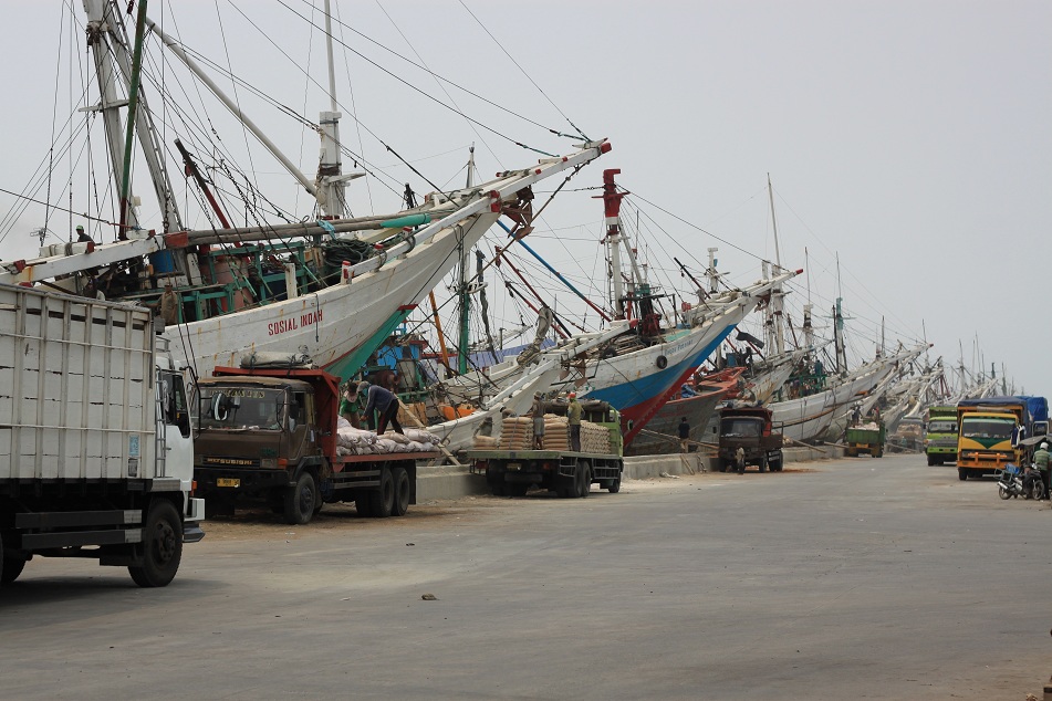 Pinisi Boats at Sunda Kelapa