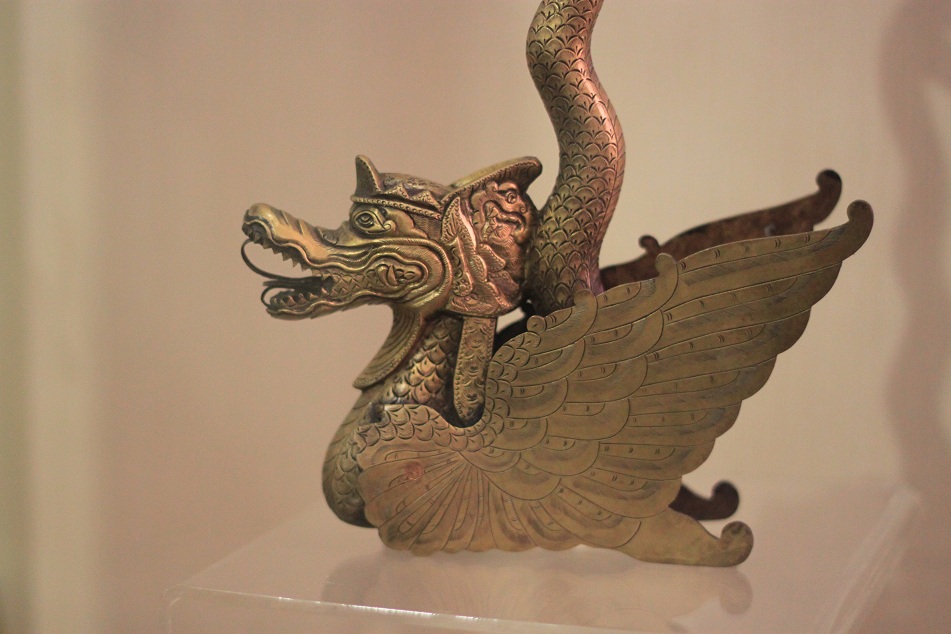 Dragon Head Lamp – Java