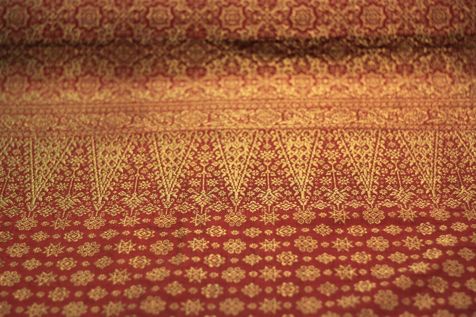 Silk Songket Shawl with Golden Thread – South Sumatra