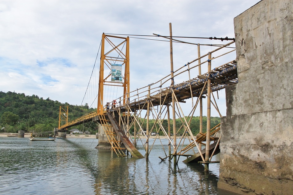 The Bridge Connecting Nusa Lembongan and Nusa Ceningan