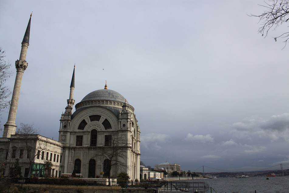 Dolmabahçe Mosque on the Ground of Ottoman's Last Palace