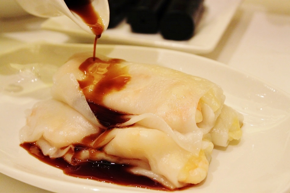 Ha Cheung Fun (Steamed Rice Noodle Roll with Shrimp)