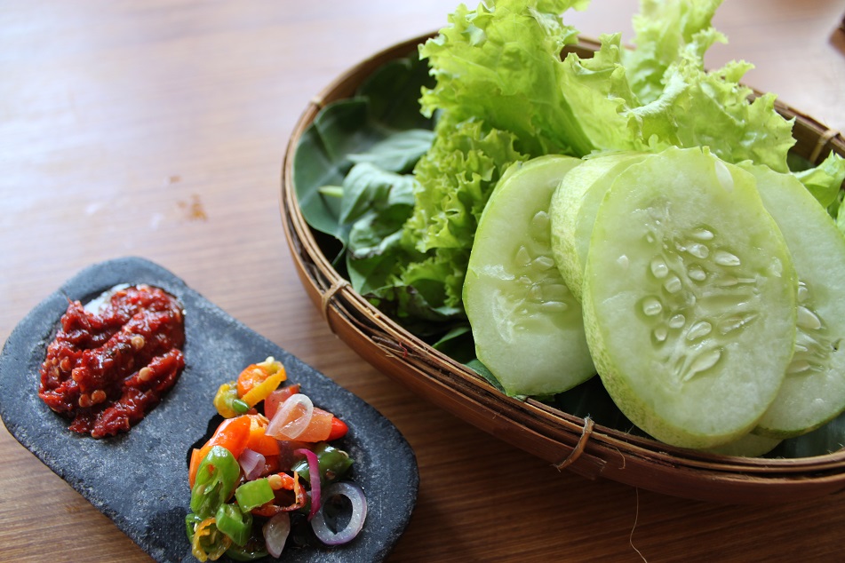 Fresh Vegetables and Sambal – Essential in Sundanese Dishes