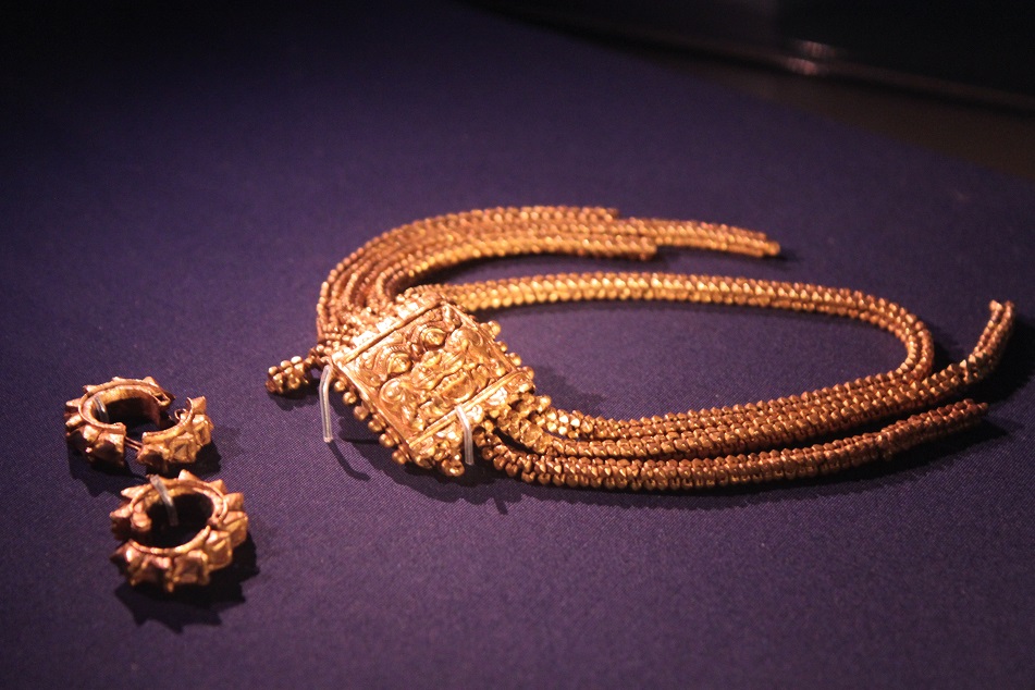 Royal Jewelry Retrieved from Bukit Larangan