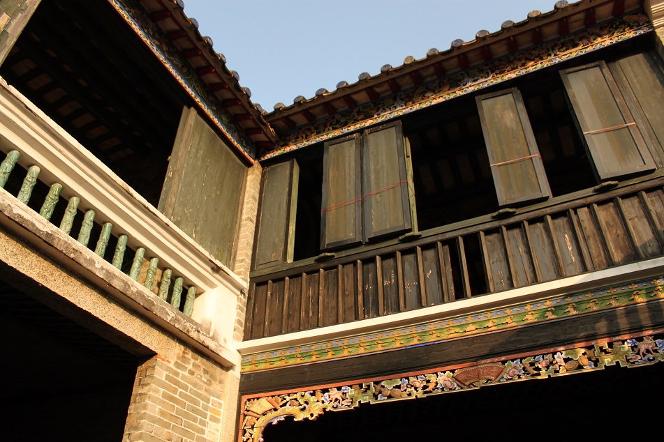 The L-Shaped Upper Floor of Ching Shu Hin