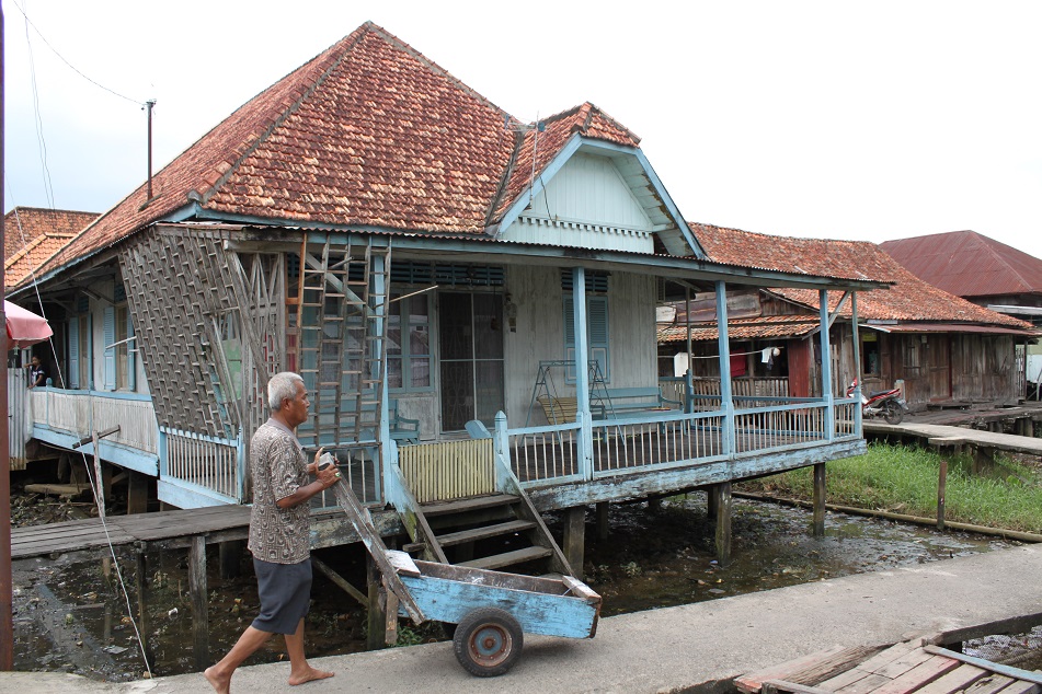 A Glimpse of Daily Life at Kampung Kapitan