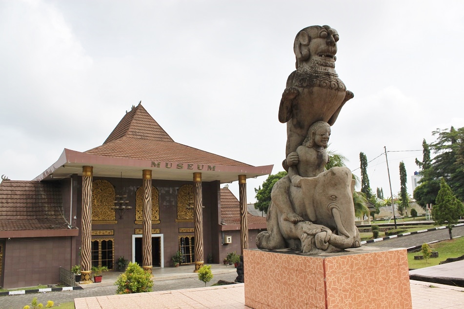 Museum Sumatra Selatan (South Sumatra Museum)