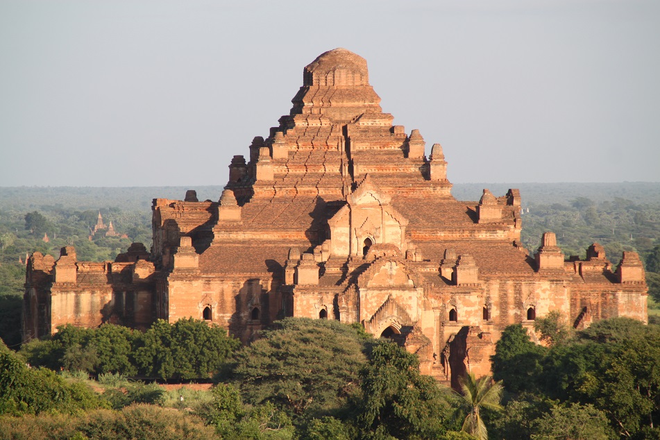 The Colossal Dhammayangyi