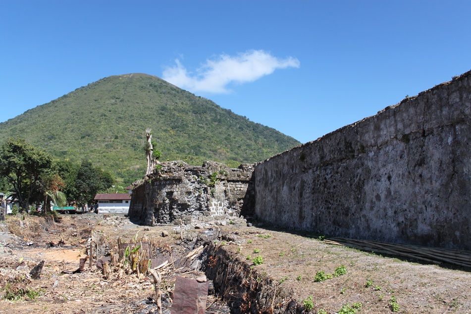 The Crumbling Defensive Walls of Fort Nassau