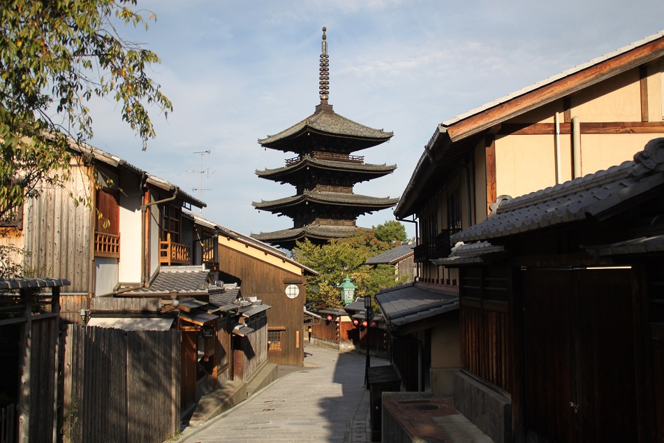 The Alleys near Yasaka Pagoda, Kyoto